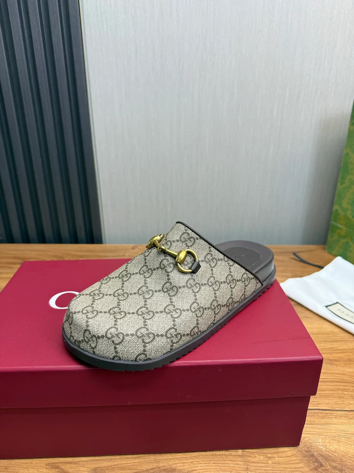 Men's men's shoes💰Pili 400💰Maoli 440💰 ＧＵＣＣＩGucci. Popular couple slippers hot sale🩷💚 🩴Official website one to one production 35-45 size 45 46 🉑️Customized!
